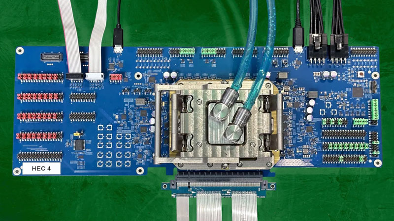Intel lanzó el chip Heracles, que permite procesar datos cifrados sin descifrarlos, cumpliendo el sueño de los anónimos.