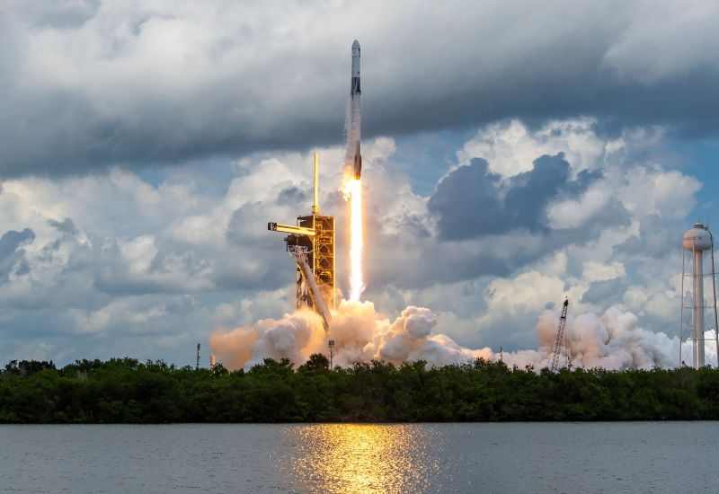Elon Musk planea crear una red global de puertos espaciales para SpaceX.