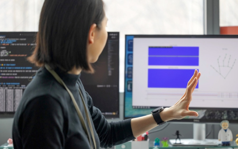 Los investigadores utilizaron IA para convertir los relojes inteligentes comunes en un dispositivo de medición precisa del movimiento de la mano