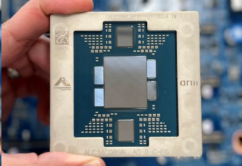 Meta adquiere cientos de miles de chips Amazon Graviton durante el acuerdo de tres años.