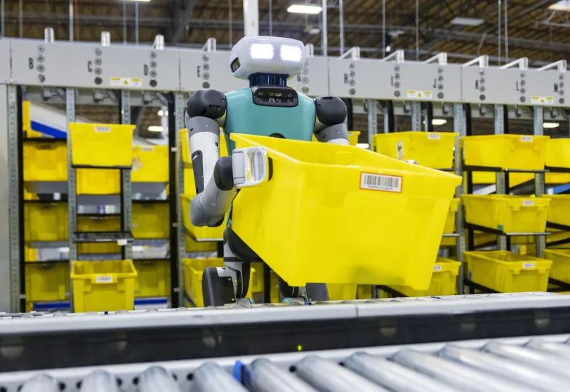 Toyota ha atraído a la familia de robots humanoides Agility Digit para la producción del RAV4