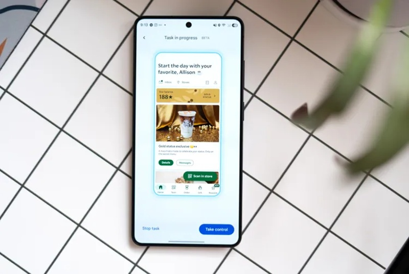 Google presentó al agente de IA Gemini, que aceptará pedidos de taxi y comida en el Samsung Galaxy S26.