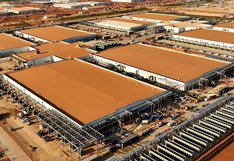 Microsoft tomará el control de un centro de datos con una potencia de aproximadamente 1 GW en Texas, que Oracle y OpenAI no lograron manejar.