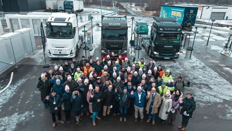 Suecia presentó una carga de 1,2 MW para vehículos eléctricos y el frío no impidió.