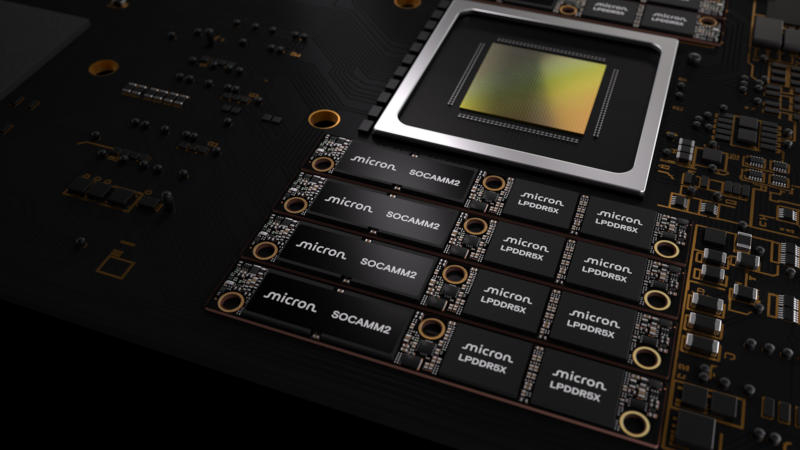 Micron presentó la primera memoria LPDDR‑SOCAMM2 del mundo con una capacidad de 256 GB, ideal para IA.