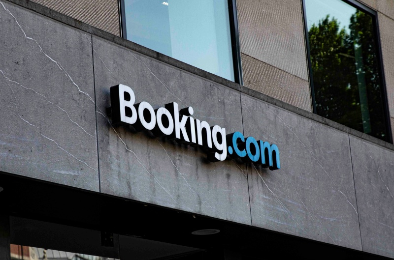Los ciberdelincuentes robaron datos sobre las reservas de usuarios de Booking.com; los afectados ya han informado al respecto.