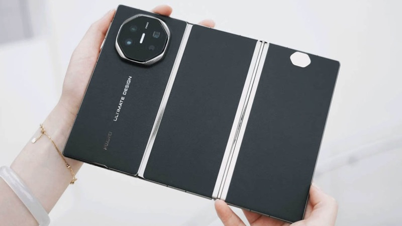 Huawei comenzó a vender modelos reparados de Mate XT y Mate X6
