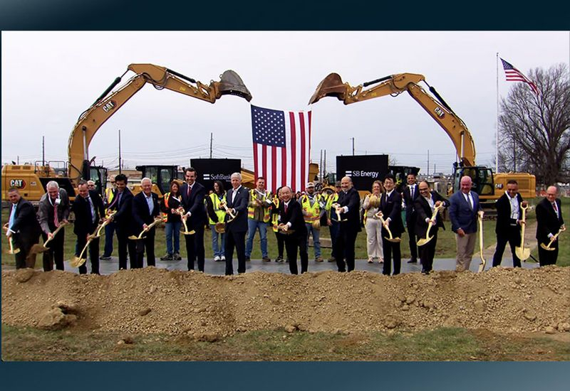 SoftBank se sumerge cada vez más en una deuda multimillonaria, colocando la IA como factor clave de desarrollo