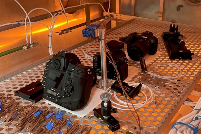 La NASA probó las cámaras estándar de Canon y Nikon en condiciones espaciales; solo algunas de ellas superaron la prueba