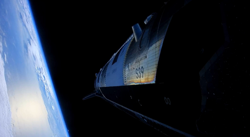 SpaceX lanzó por primera vez al espacio la nueva megarocketa Starship V3; a pesar de perder un motor, la misión terminó con éxito