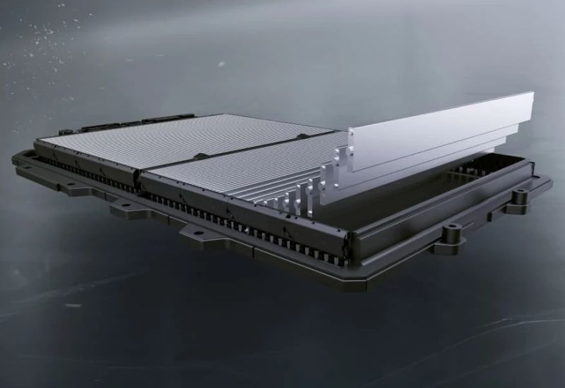 El fabricante chino BYD lanzó una nueva batería Blade Battery 2.0 basada en litio-fosfato de hierro: se carga hasta el 97 % en solo nueve minutos