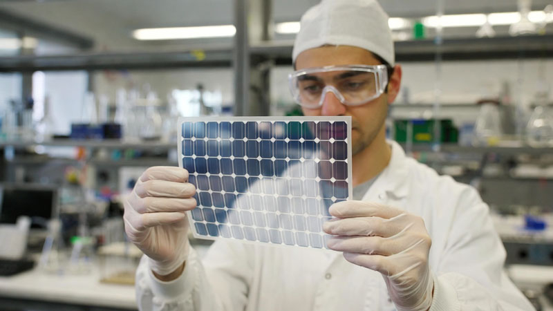 España ha creado paneles solares “bidimensionales”, ideales para fachadas de edificios