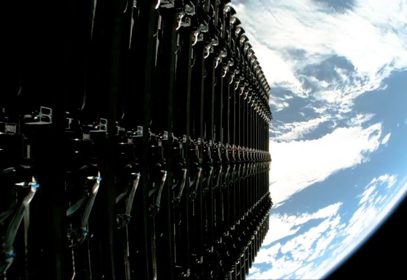 SpaceX y Blue Origin se han enfrentado por los centros de datos en la nube, presentándose mutuamente quejas ante la FCC