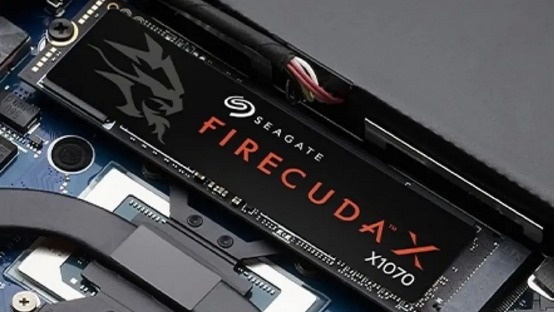 Seagate lanza una nueva línea de SSD FireCuda X1070 PCIe 4.0 con velocidades de lectura superiores a 7 GB/s