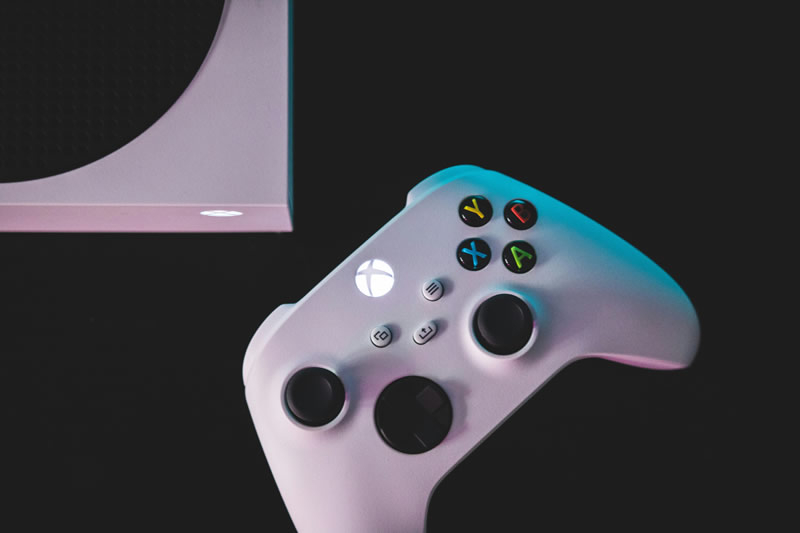 La escasez de chips de memoria obligó a Microsoft a revisar los plazos de lanzamiento del Xbox
