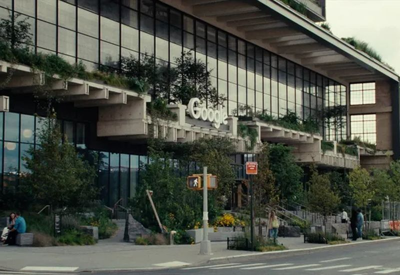 El jefe de Google podría ganar hasta 692 millones de dólares si los taxis autónomos Waymo resultan exitosos.