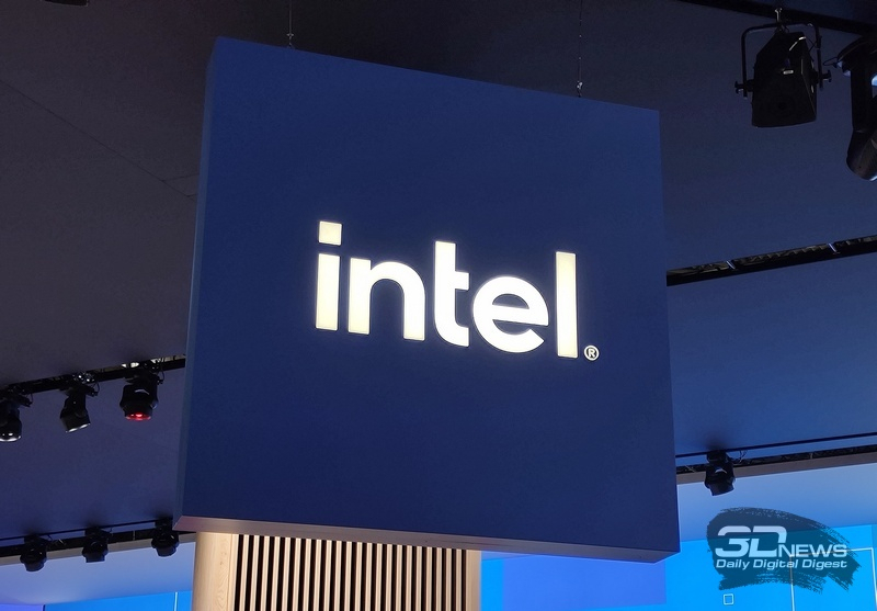 Las acciones de Intel subieron un 10 % tras la declaración de Trump sobre el acuerdo para fabricar chips para Apple