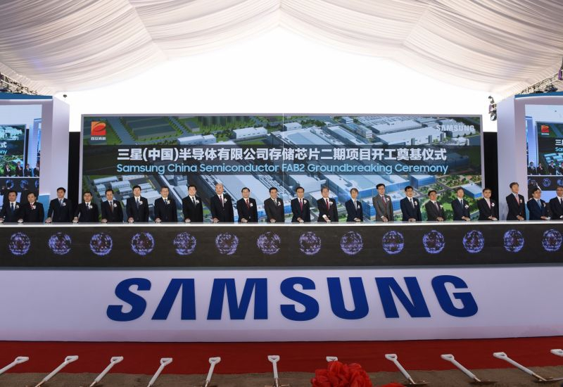 Samsung y SK Hynix invirtieron casi mil millones de dólares en el crecimiento de la producción de memoria en China el año pasado.