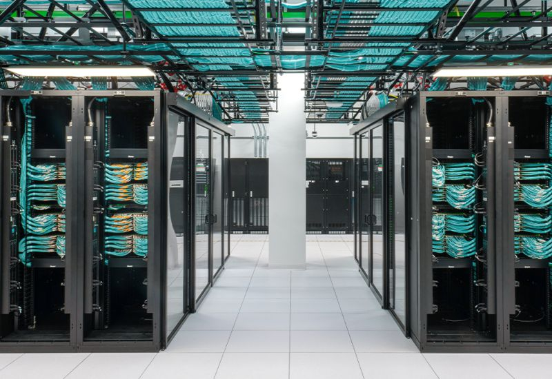 Los EE. UU. planean restringir la venta de chips de IA de Nvidia y AMD a empresas que se dediquen a crear centros de datos nacionales.